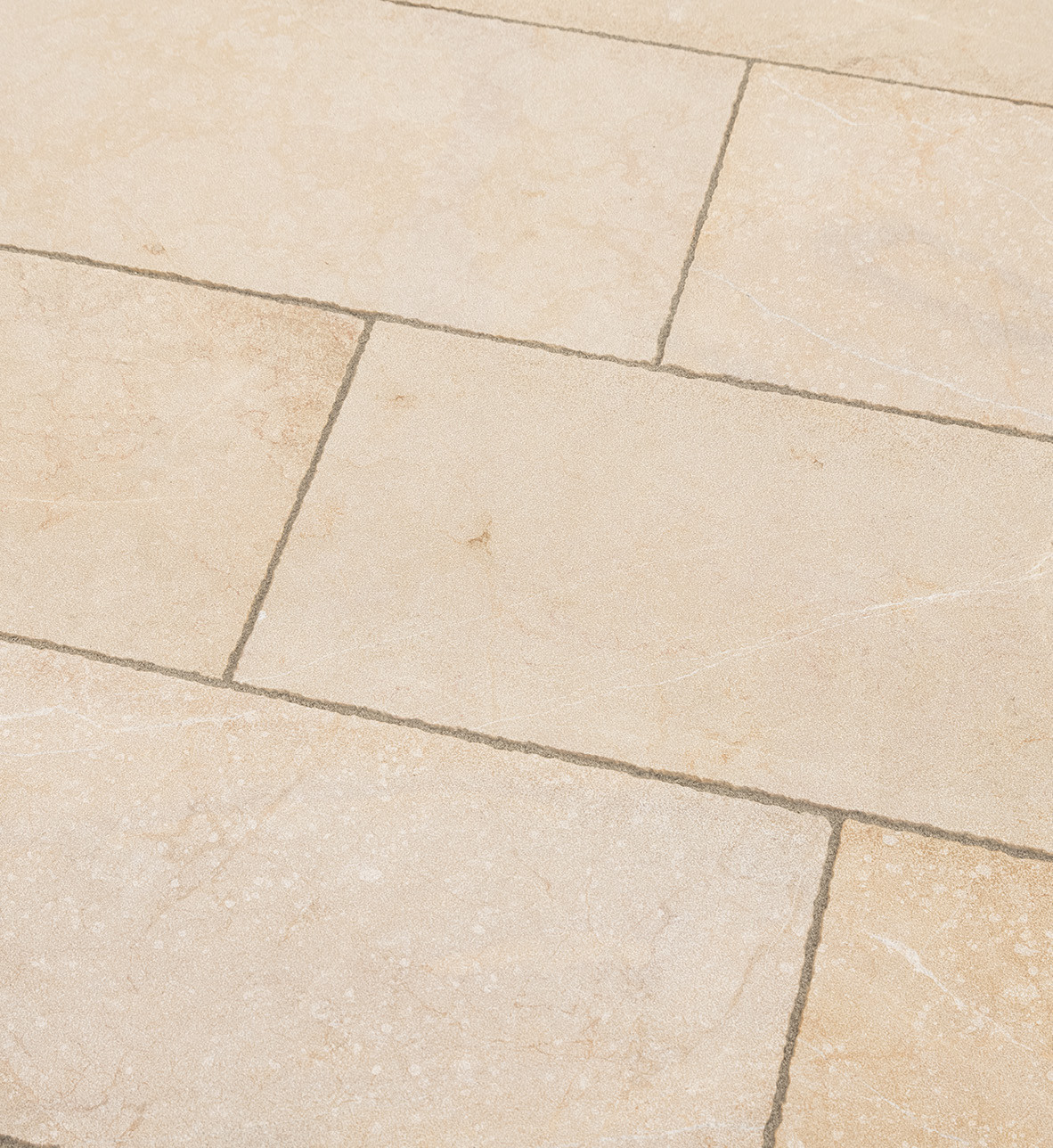 Naturstein Terrassenplatten ORELLO® CARAMEL Kalkstein
