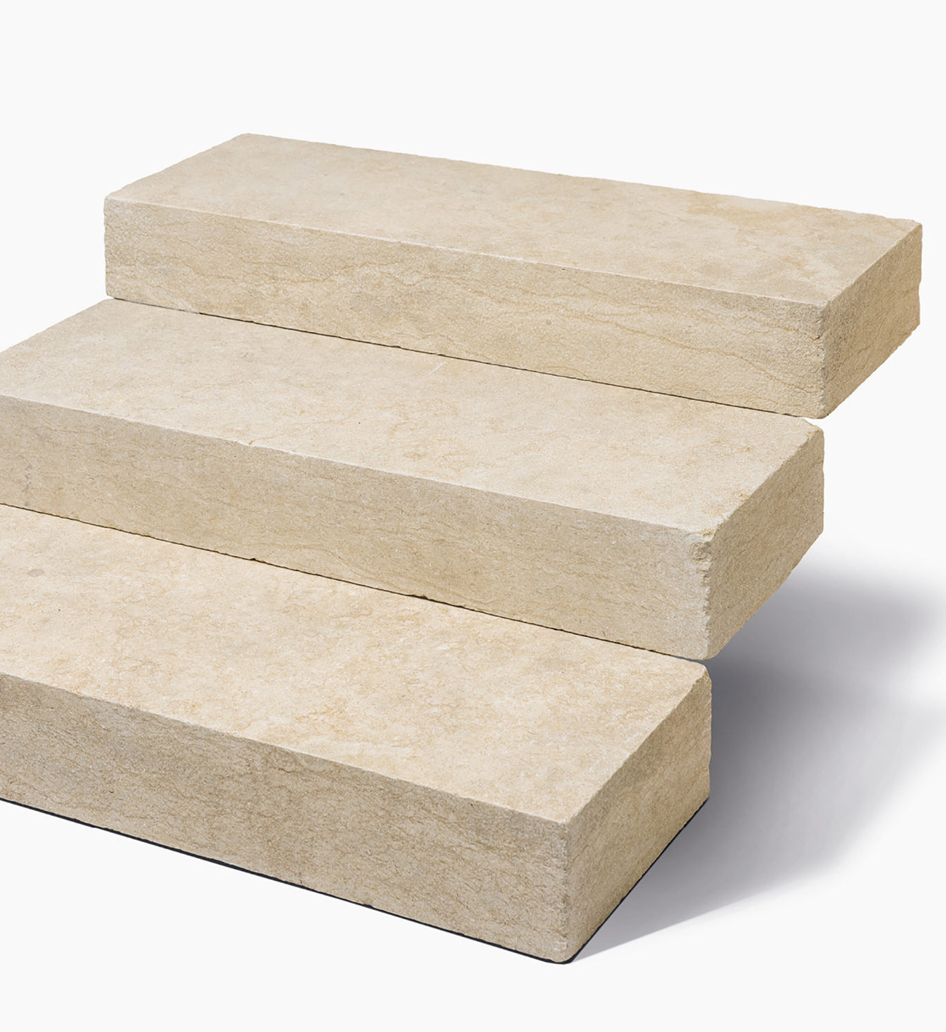 Naturstein Blockstufen VIA ALBA Kalkstein beige