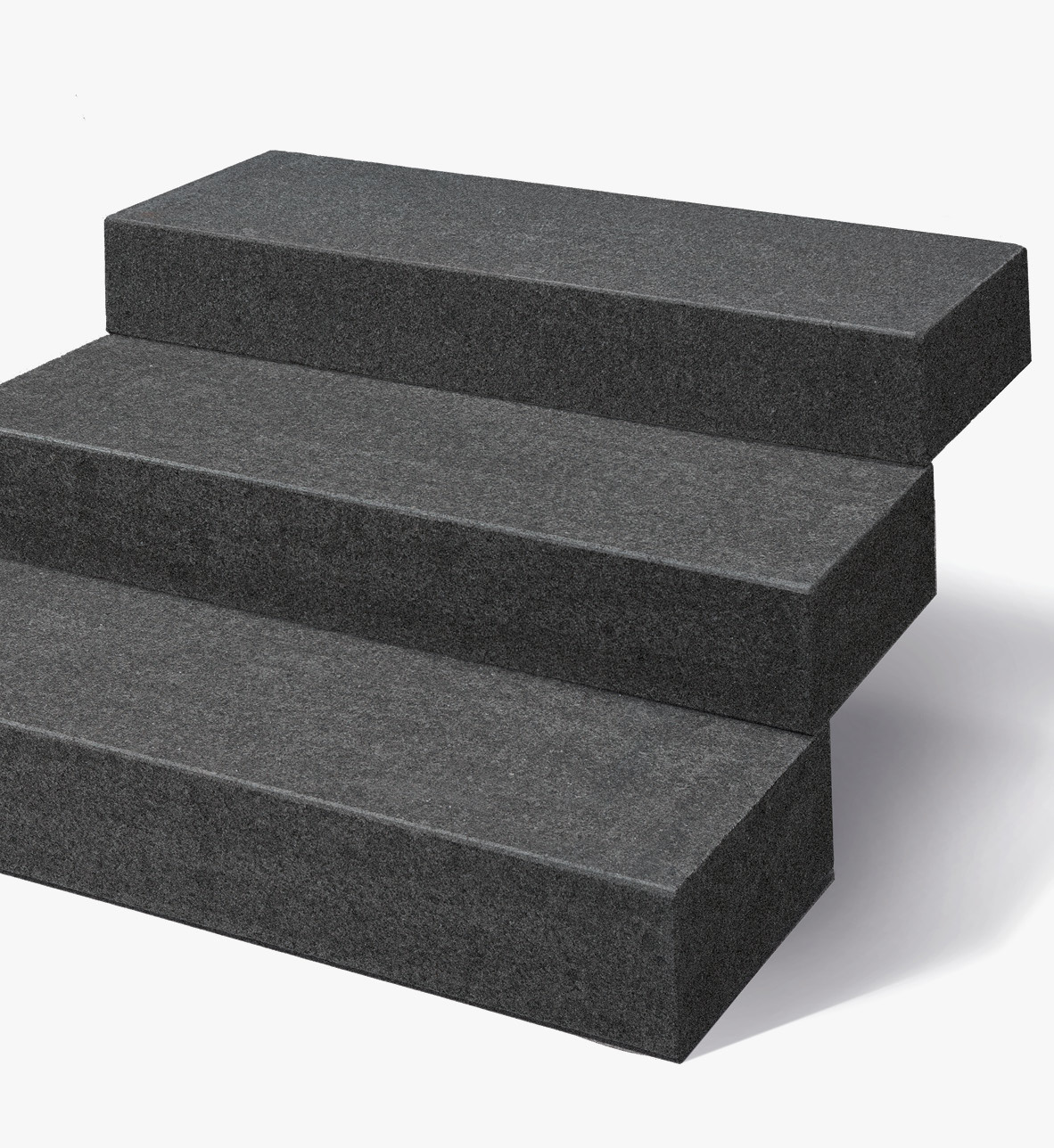 Naturstein Blockstufen NERO ASSOLUTO AFRIKA ORIGINAL Gabbro anthrazit-schwarz