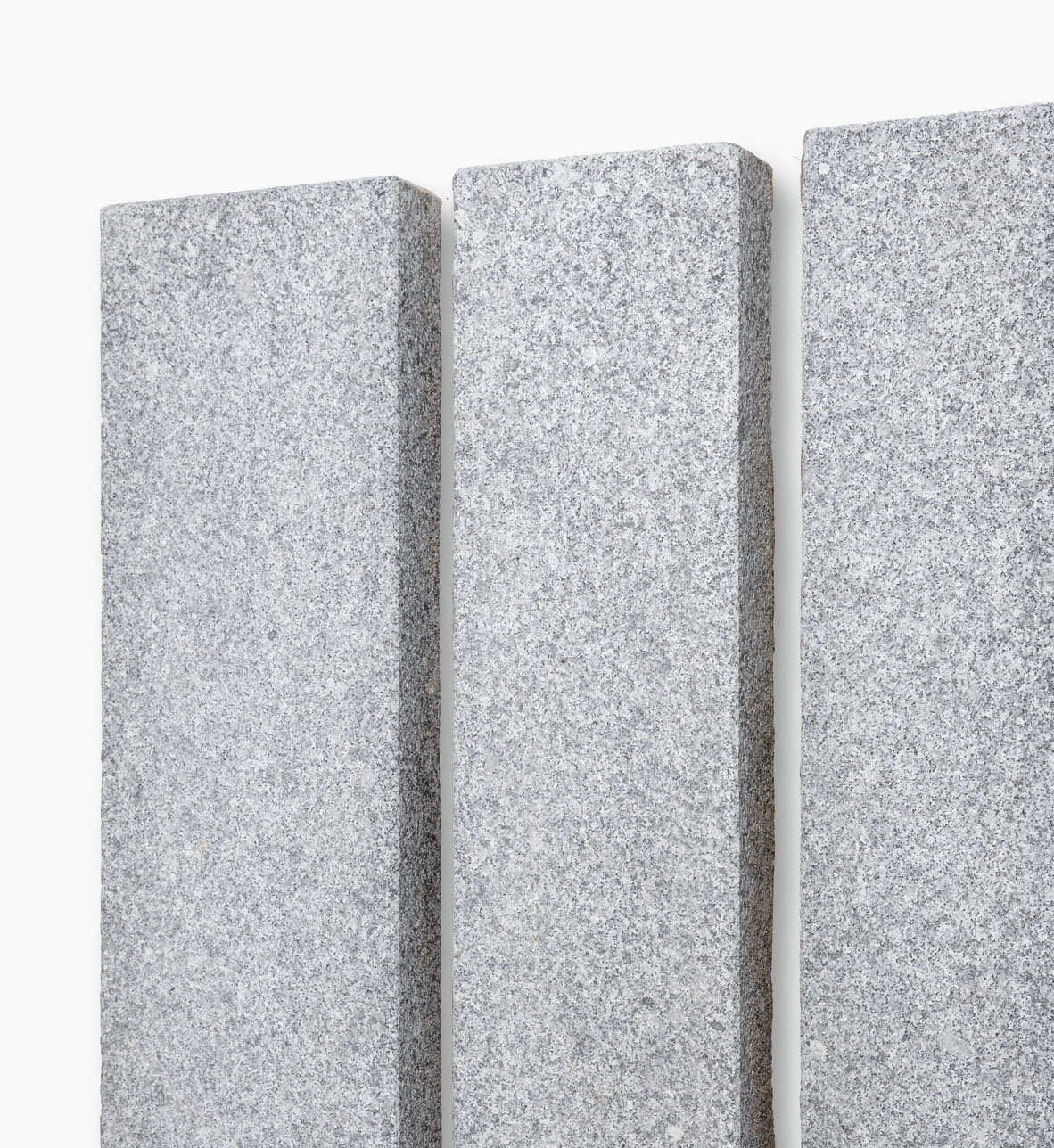 Naturstein Palisaden BRAVO EXACTA+ -geflammt- / Granit multi / edelgrau