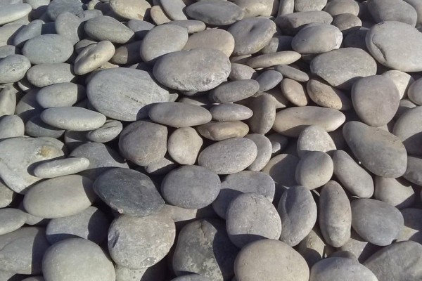 Beach Pebbles grau getrommelt